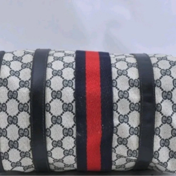 Vintage Gucci Bag - Picture 3 of 11